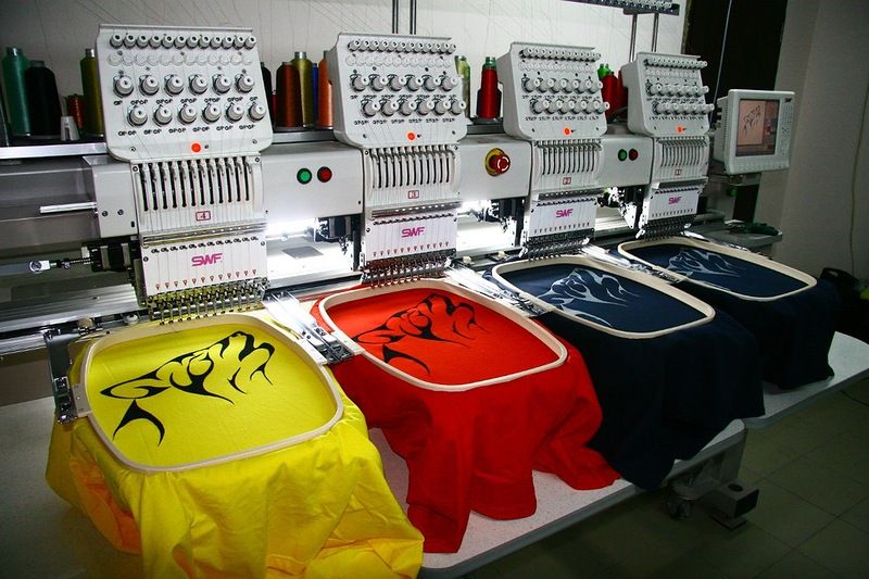 Компьютерная вышивка на футболках: технология